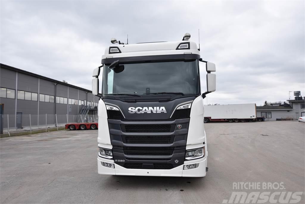 Scania R590 8X4 Horgos rakodó teherautók