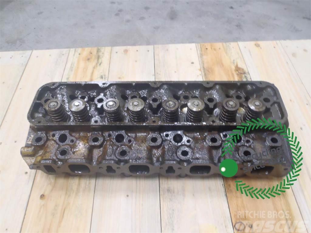 Ford 675 Cylinder head Motorok