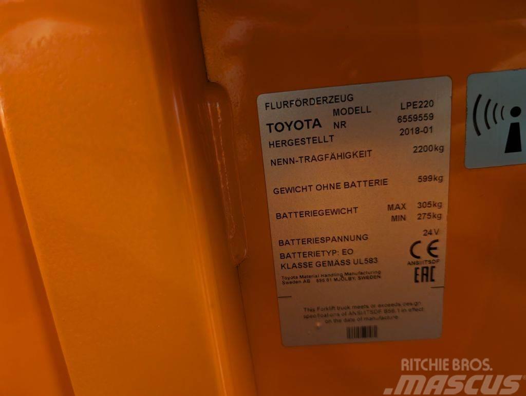 Toyota LPE 220 // Batterie 2020 // 3810 Std. // Initialhu Komissiózó alacsony emelésű targonca