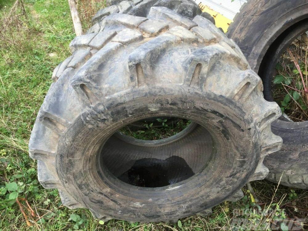  Used Tyre 18 - 19.5 - 16 Ply rating £70 Gumiabroncsok, kerekek és felnik