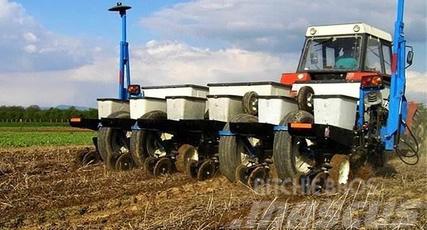  _JINÉ USA) Kinze - 3000 Traktorok