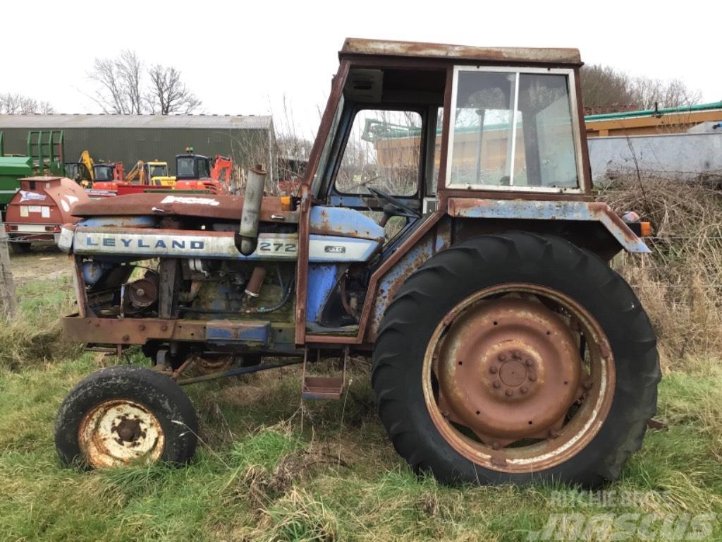 Leyland 272 Traktorok