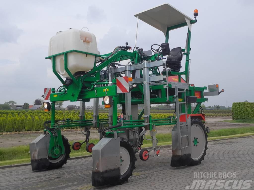  Boomteelt & Fruitteelt Machines Traktorok