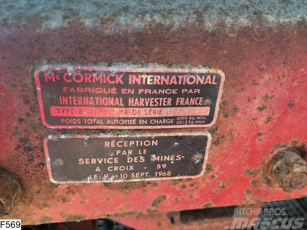 International 851 Mc Cormick International 851 Kombájnok
