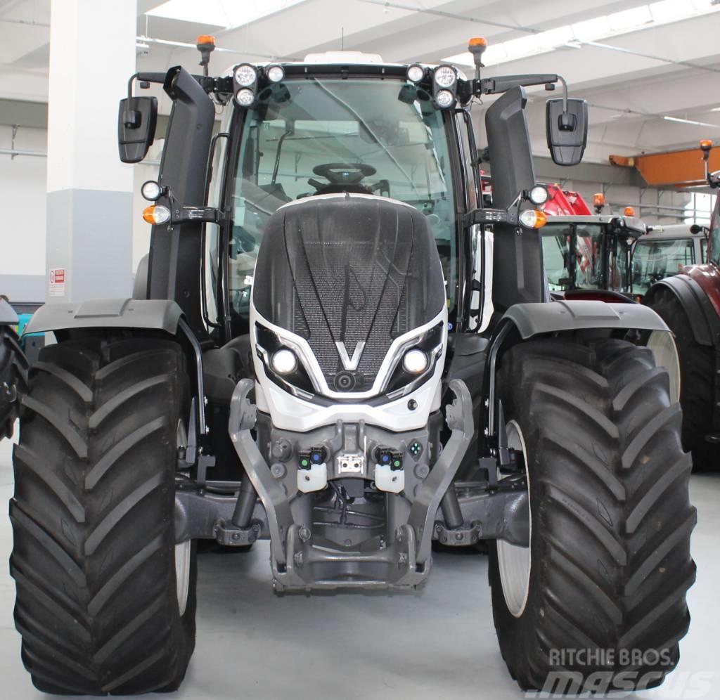 Valtra T255V Traktorok
