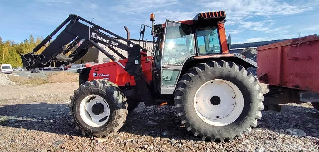 Valmet 8750-4-4x4/275 Traktorok