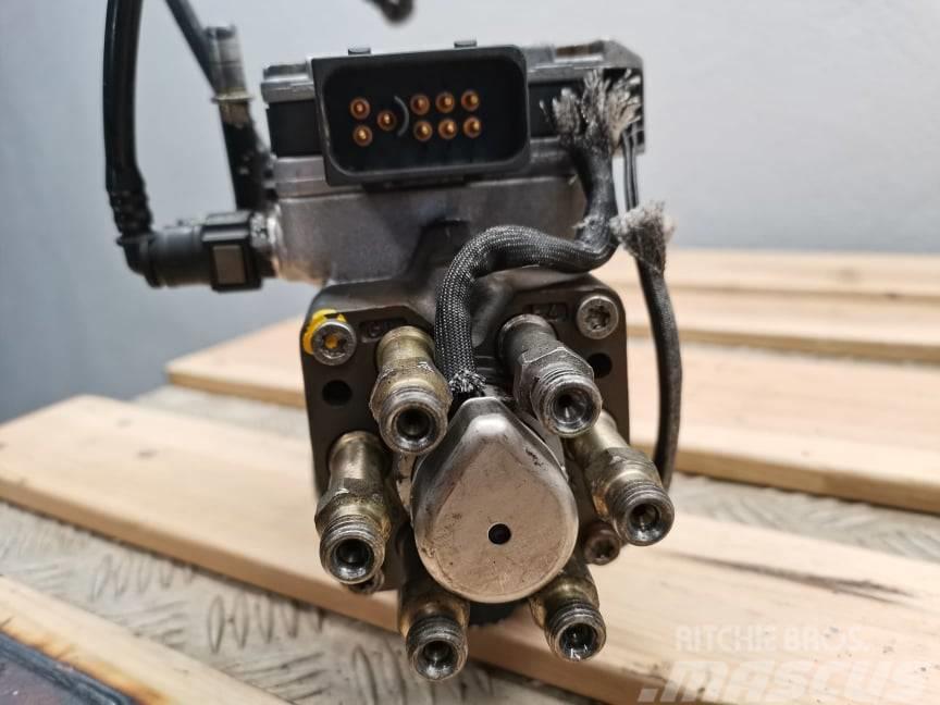 New Holland TM 190 {Bosch WDX VP30}injection pump Motorok