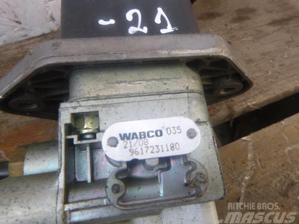 Iveco Stralis Hand brake crane Wabco 9617231180 Fékek