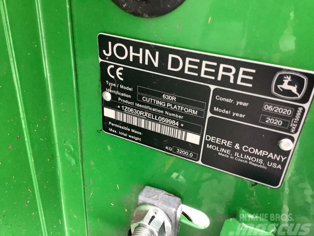 John Deere T 670 Kombájnok