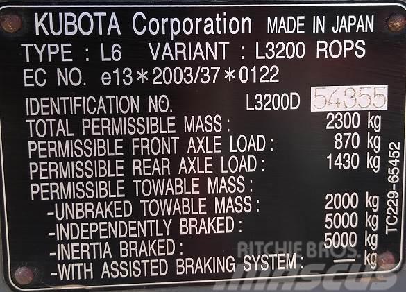 Kubota L3200D TRACTOR Egyebek