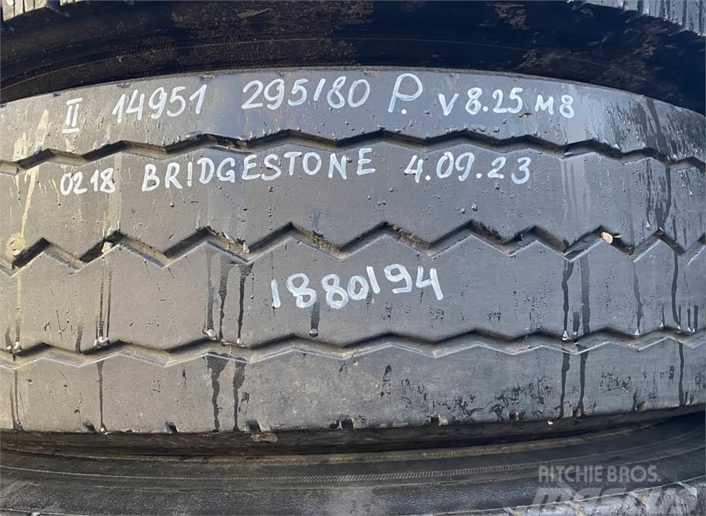 Bridgestone K-series Gumiabroncsok, kerekek és felnik