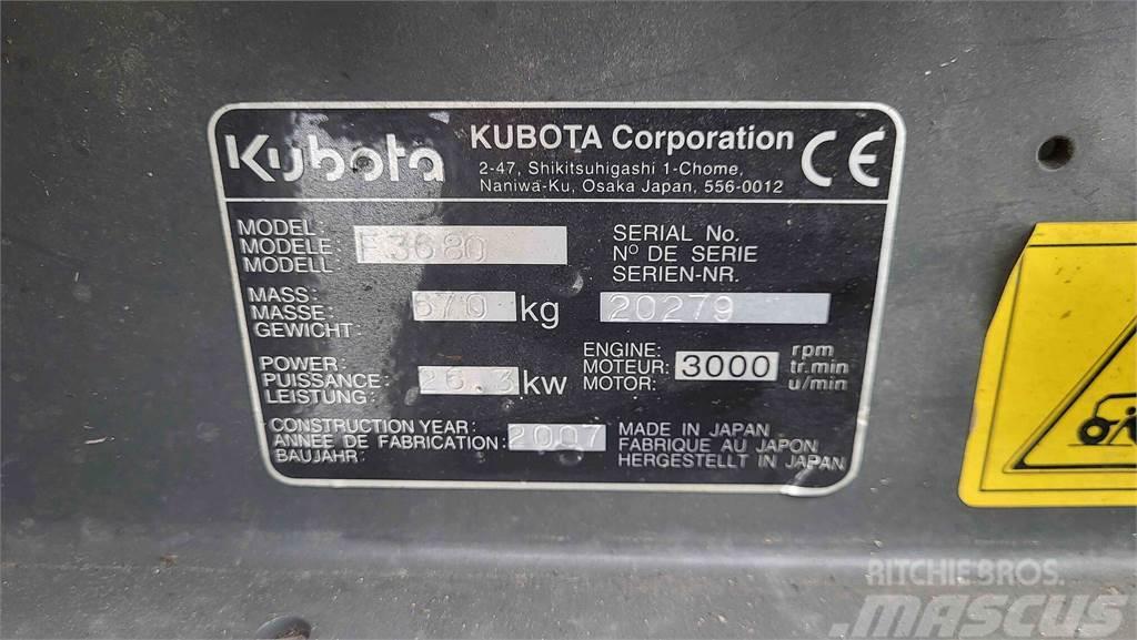 Kubota F3680 Kaszák