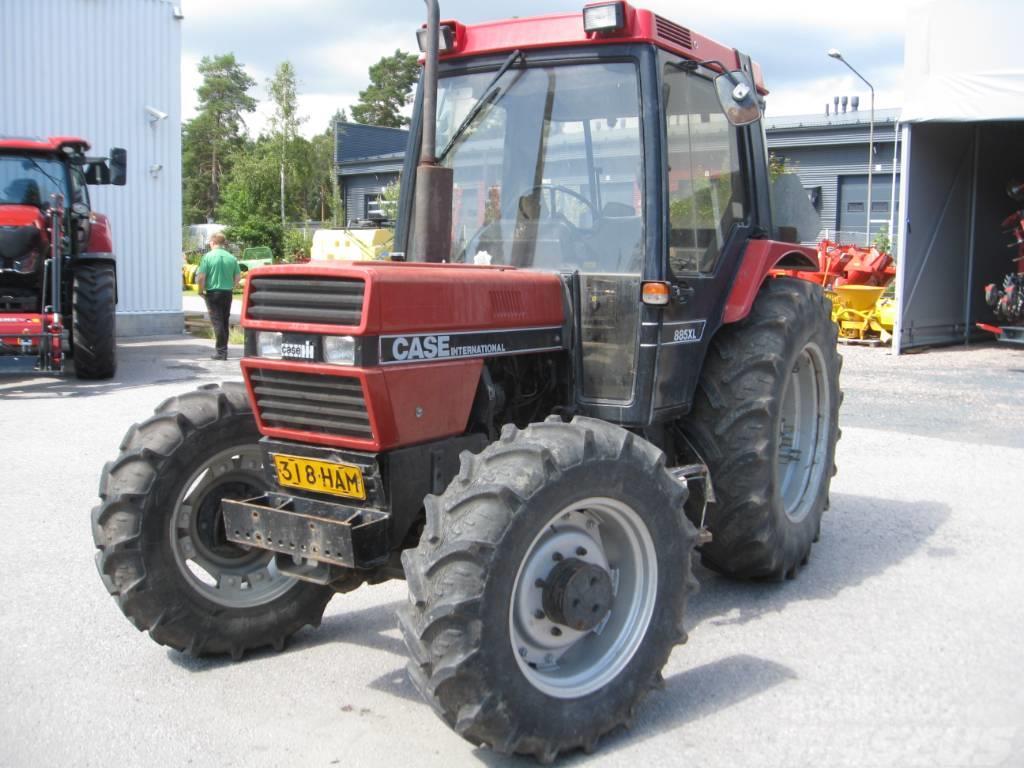 Case IH 885 XL Traktorok