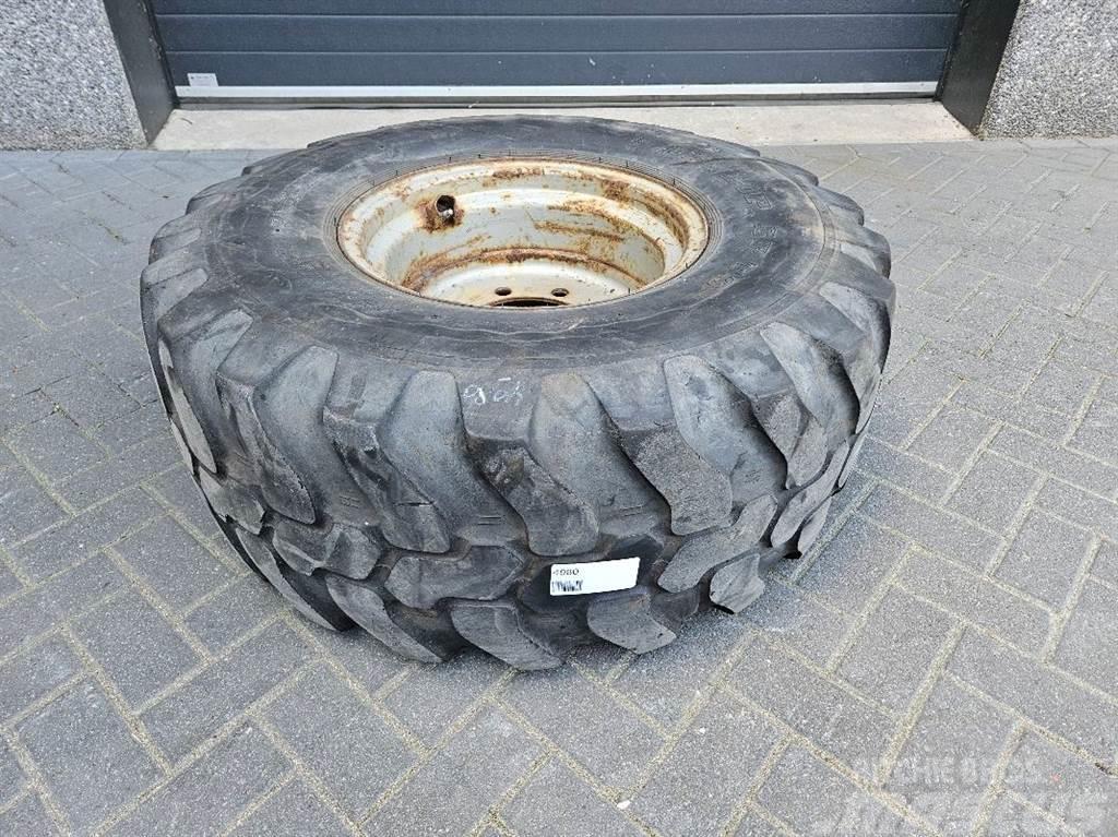 Dunlop 455/70-R20 (17.5/70R20) - Tire/Reifen/Band Gumiabroncsok, kerekek és felnik