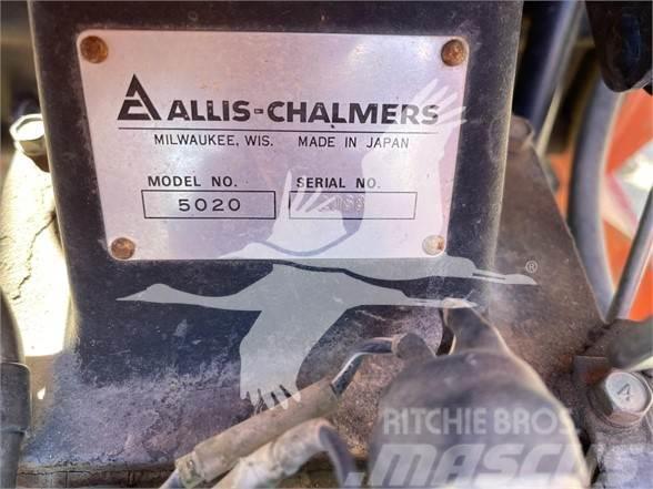 Allis-Chalmers 5020 Traktorok