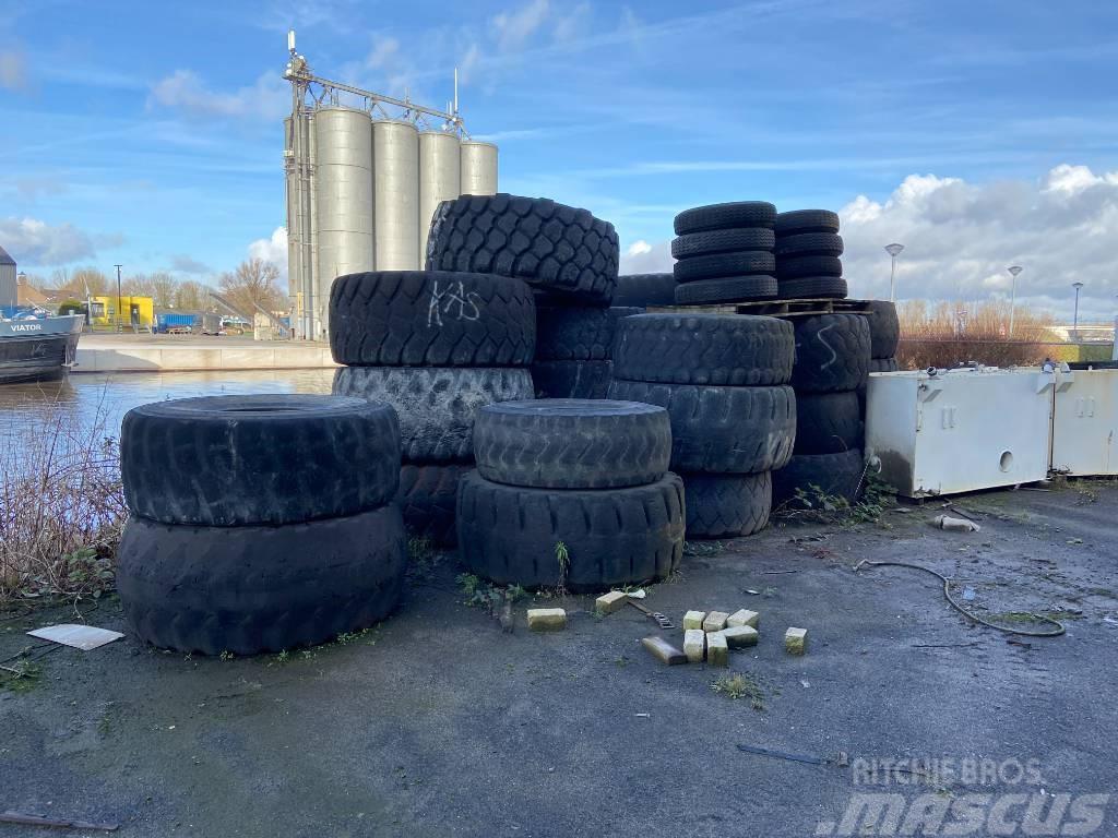  Tyres Used Construction Equipment - DPX-10906 Gumiabroncsok, kerekek és felnik