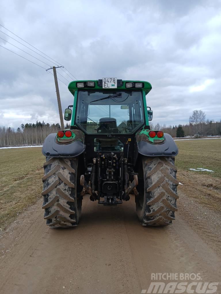 Valtra T 180 Traktorok
