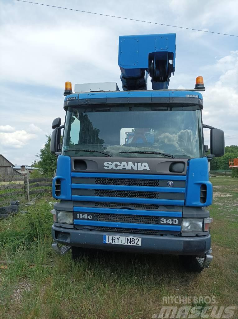 Scania 124 Teherautóra szerelt emelők és állványok