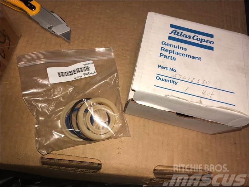 Epiroc (Atlas Copco) Rod Support Cylinder Seal Kit - 5701 Egyéb alkatrészek