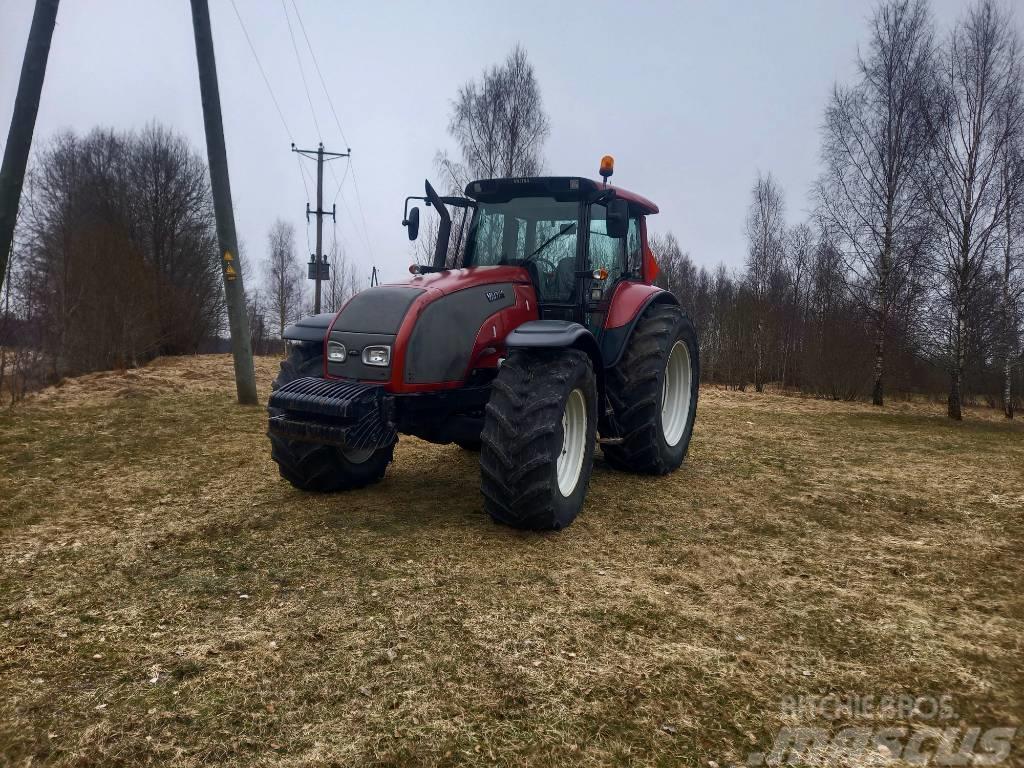 Valtra T190 Traktorok