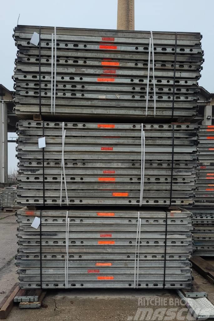 Layher U-Steel Decks 2,57m Állvány felszerelések