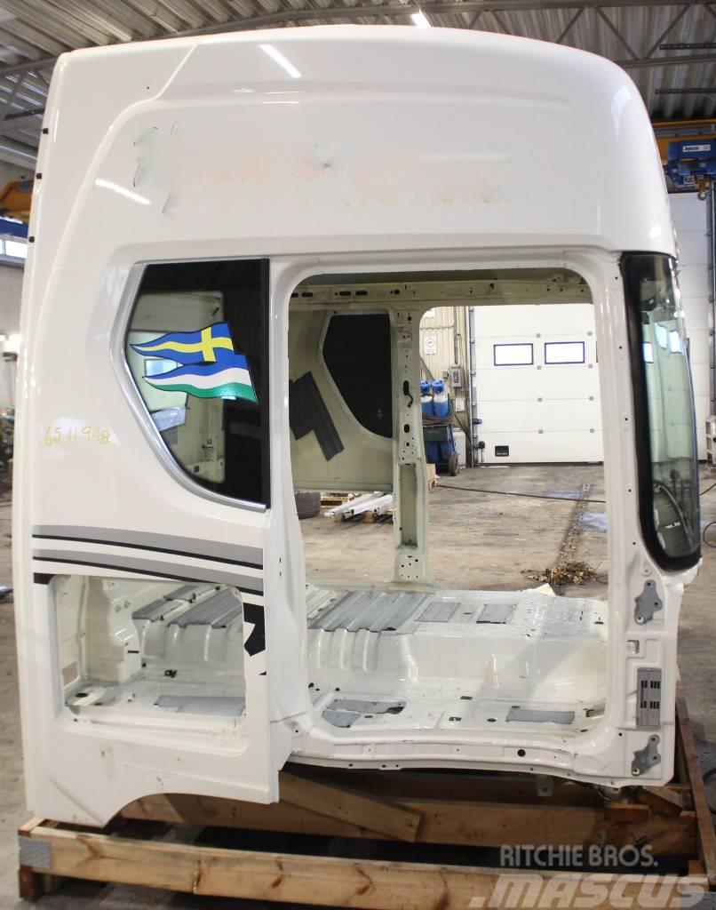 Scania R 650 Vezetőfülke és belső tartozékok
