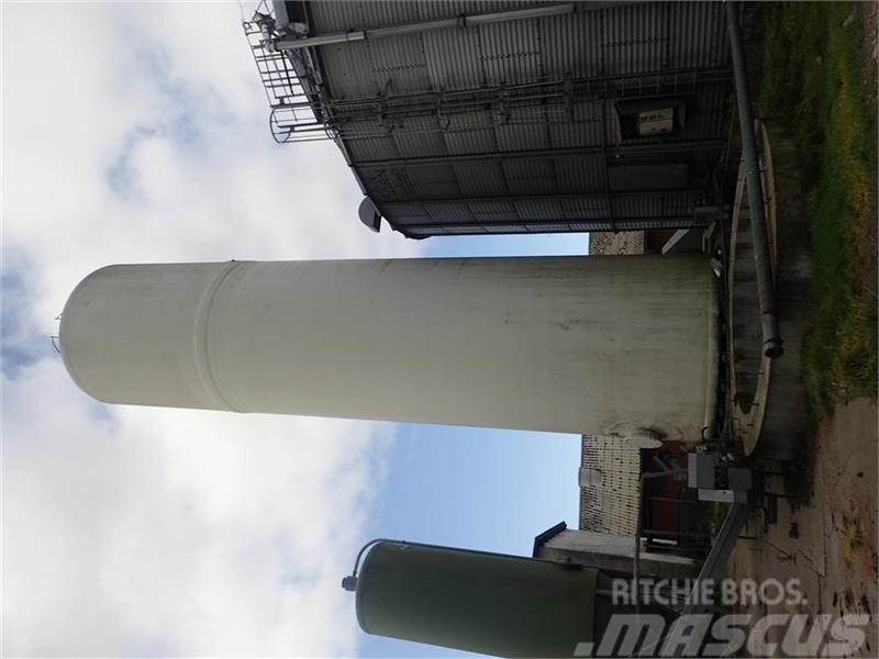 Tunetank glasfiber silo 210 m3 Siló űrítő berendezés