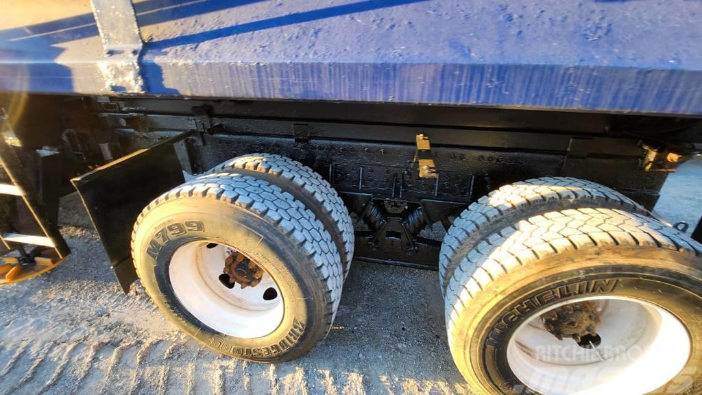 Volvo VHD Snow Plow Truck Hóeltakarítók