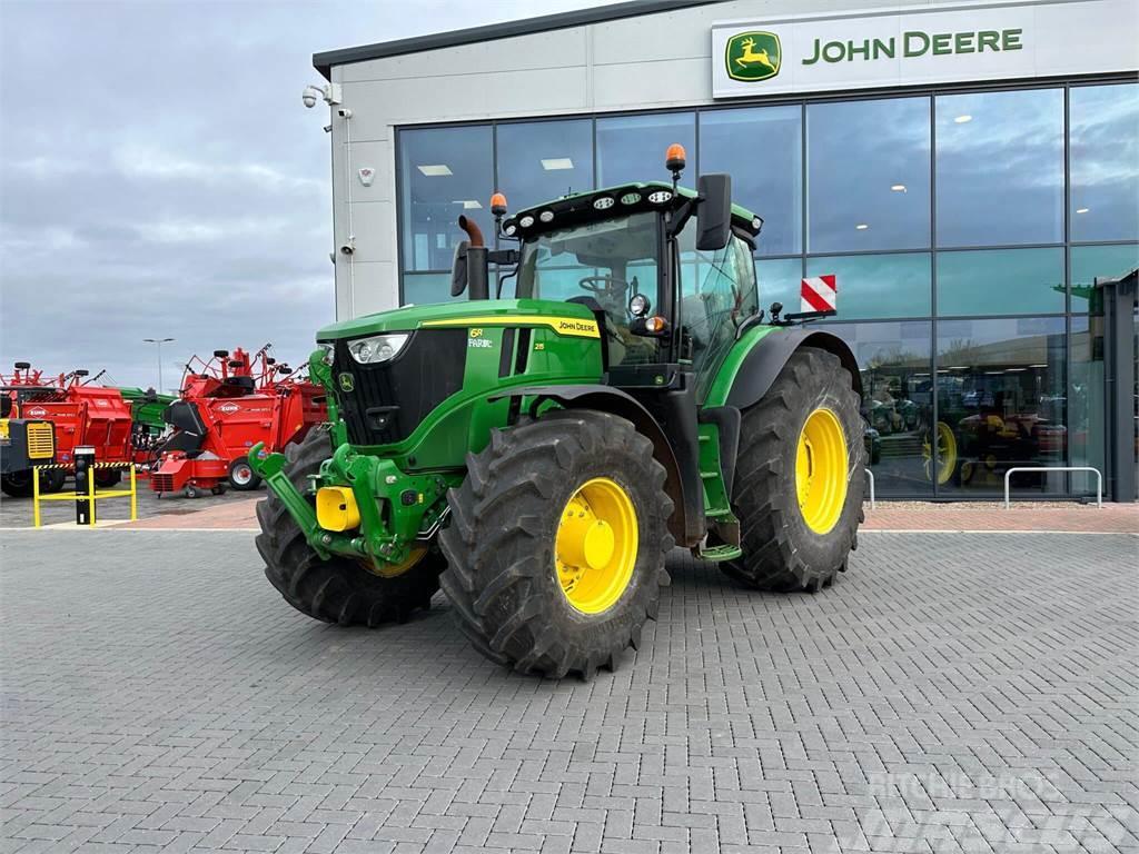 John Deere 6R215 Traktorok