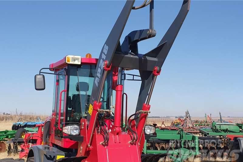  New Apache front loader and forklift 1.5 ton Traktorok