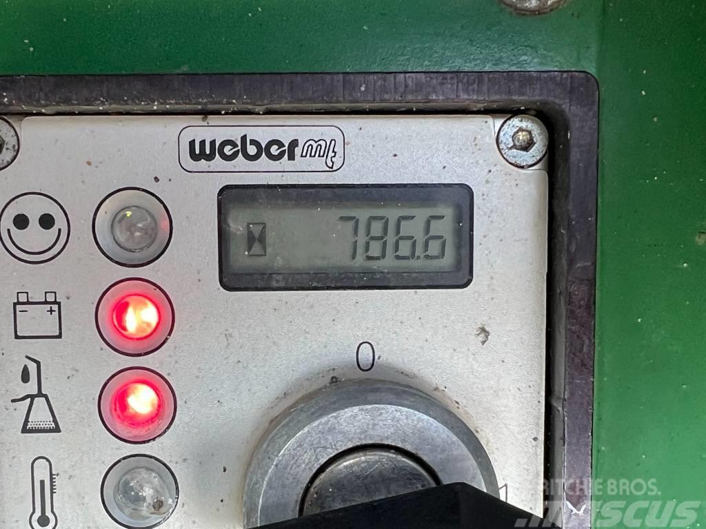Weber CR8 - Excellent Condition / Low Hours Vibrátorok