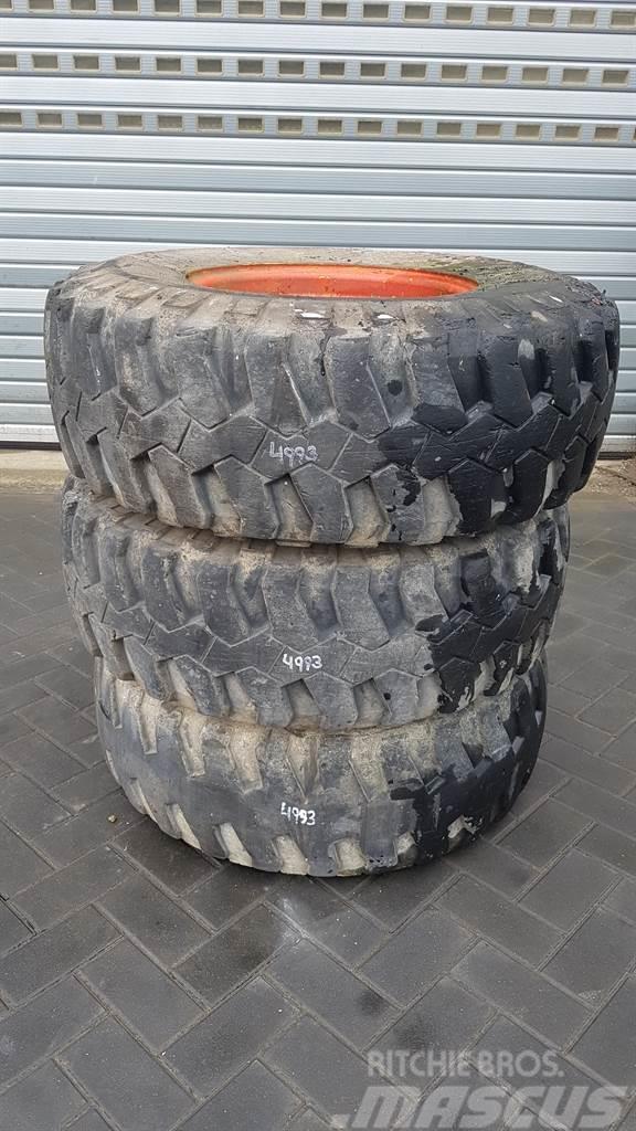 Michelin 335/80R18 (12.5R18) - Tyre/Reifen/Band Gumiabroncsok, kerekek és felnik