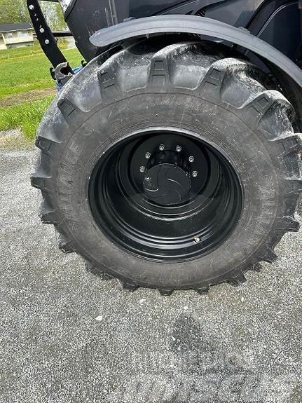  Hjul par: Alliance agristar 710/55R30 svart DW23 Traktorok