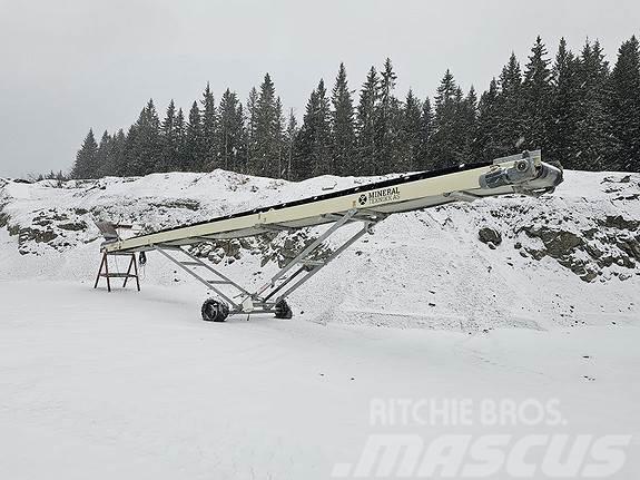  Metaberg Stakker 17 meter lengde, levert av Minera Törőgépek