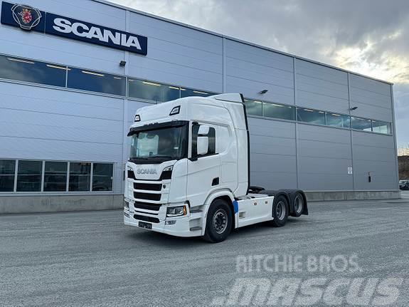 Scania R 500 Nyergesvontatók