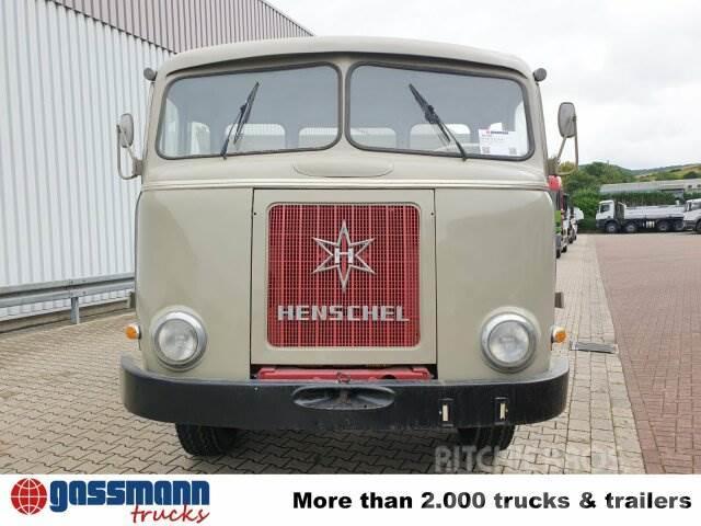  Henschel HS 20 TS 6x4 Billenő teherautók