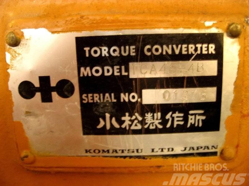 Komatsu HD325-3 Getriebe Egyéb alkatrészek