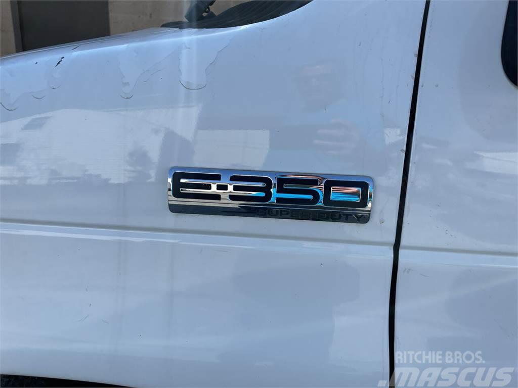 Ford E-Series Egyéb
