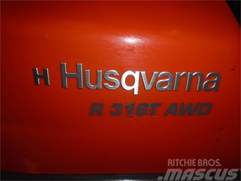 Husqvarna R 316T AWD Kompakt traktorok