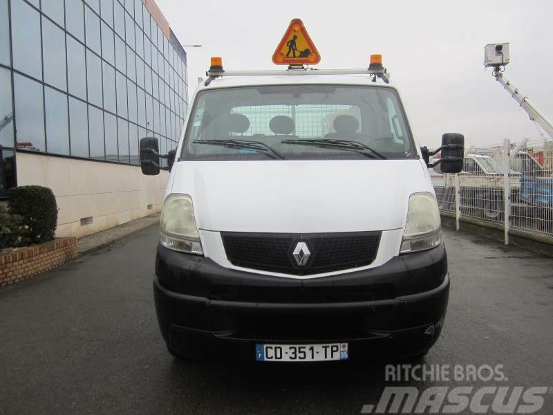 Renault Mascott 120 DXI Kis teherszállító/Platós kocsi