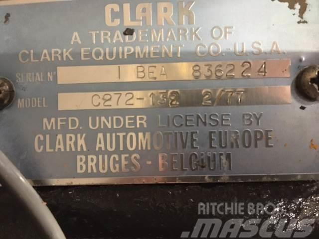 Clark converter Model C272-132 2/77 ex. Rossi 950 Váltók