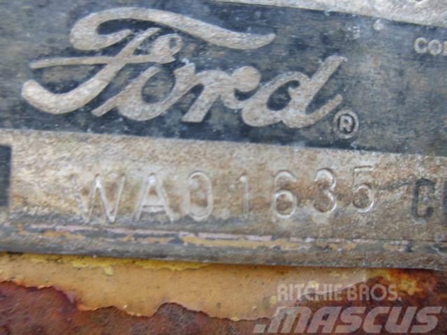 Ford 4550 4x2 rendegraver til ophug Kotrórakodók