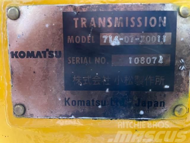 Komatsu WF450 transmission Model 714-07-X 0011 ex. Komatsu Váltók