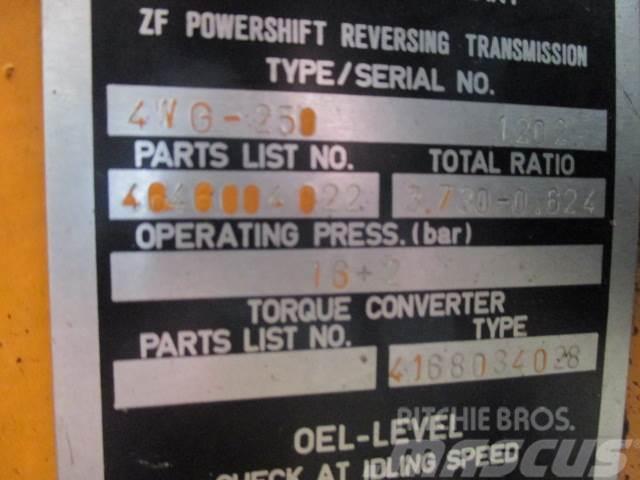 ZF 4WG-25 1202 transmission ex. Hyundai HL35 Váltók
