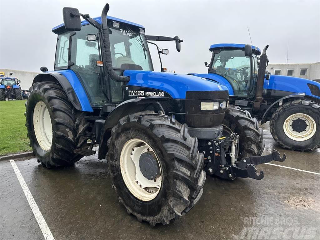 New Holland TM165 Traktorok