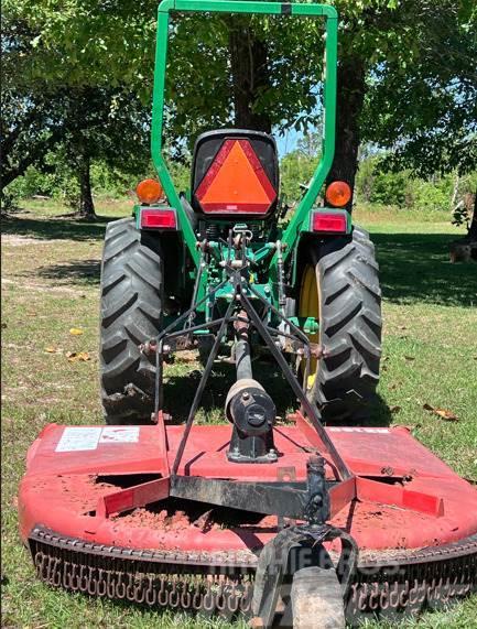 John Deere 3005 Kompakt traktorok