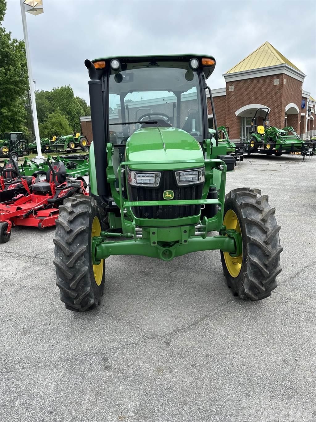 John Deere 5060E Kompakt traktorok
