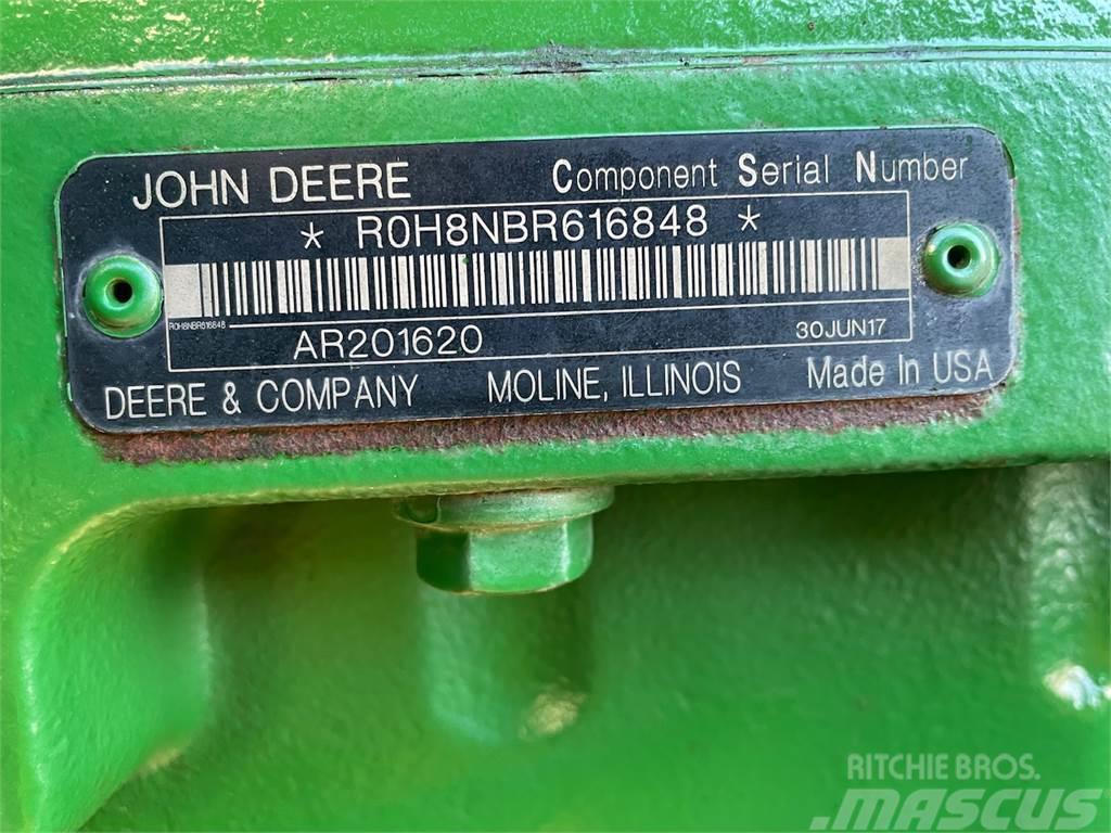 John Deere 8345R Traktorok
