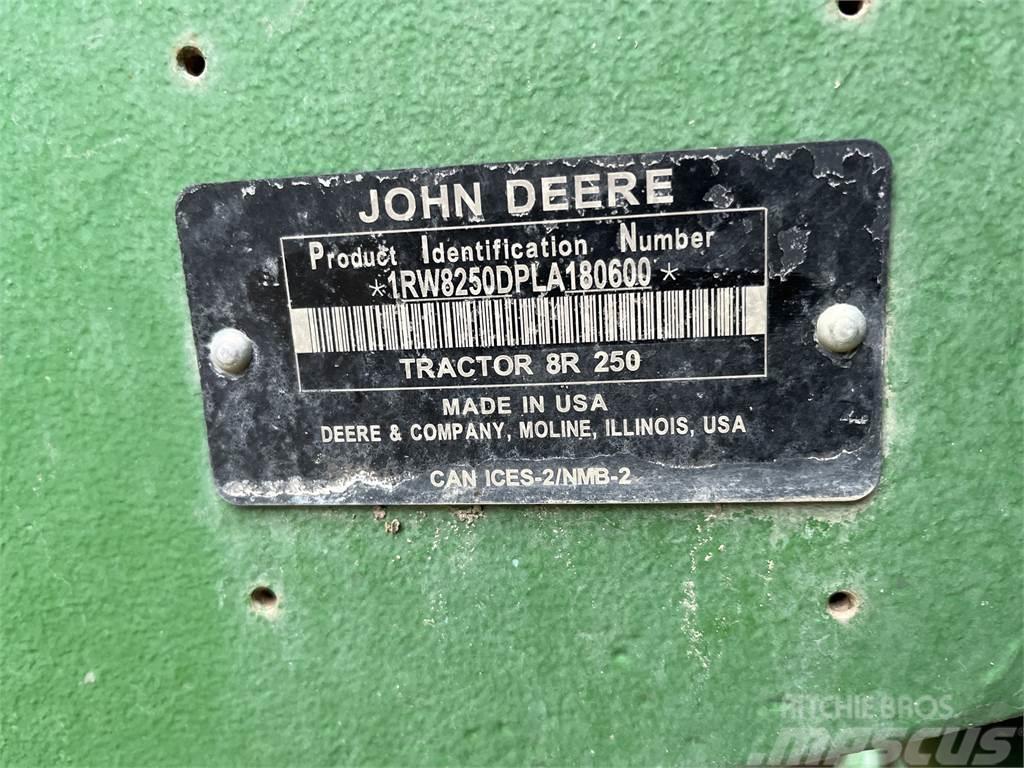 John Deere 8R 250 Traktorok