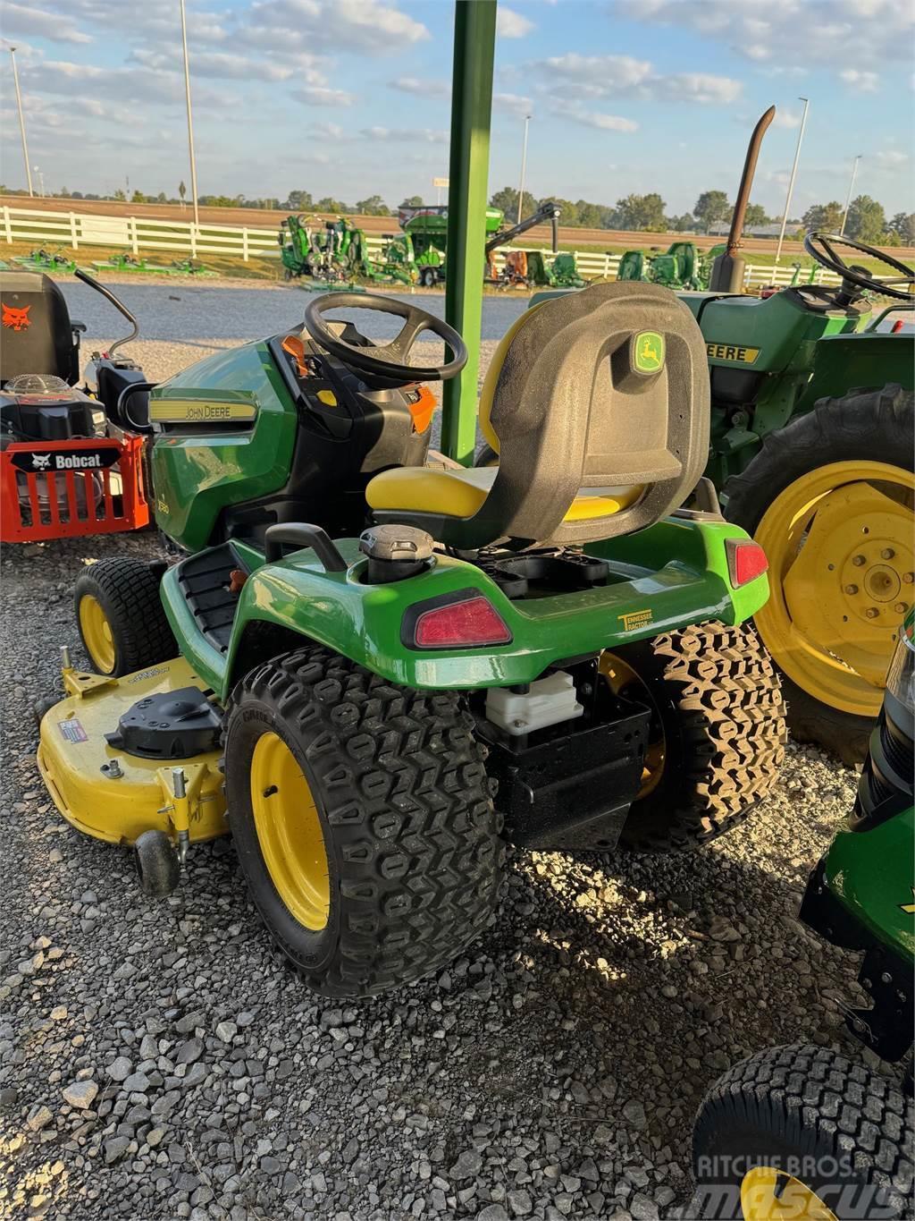 John Deere x580 Kompakt traktorok